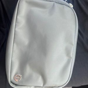 Large Lululemon everywhere belt bag!